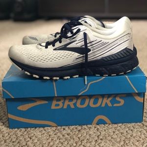 Men’s Brooks Adrenaline GTS 19